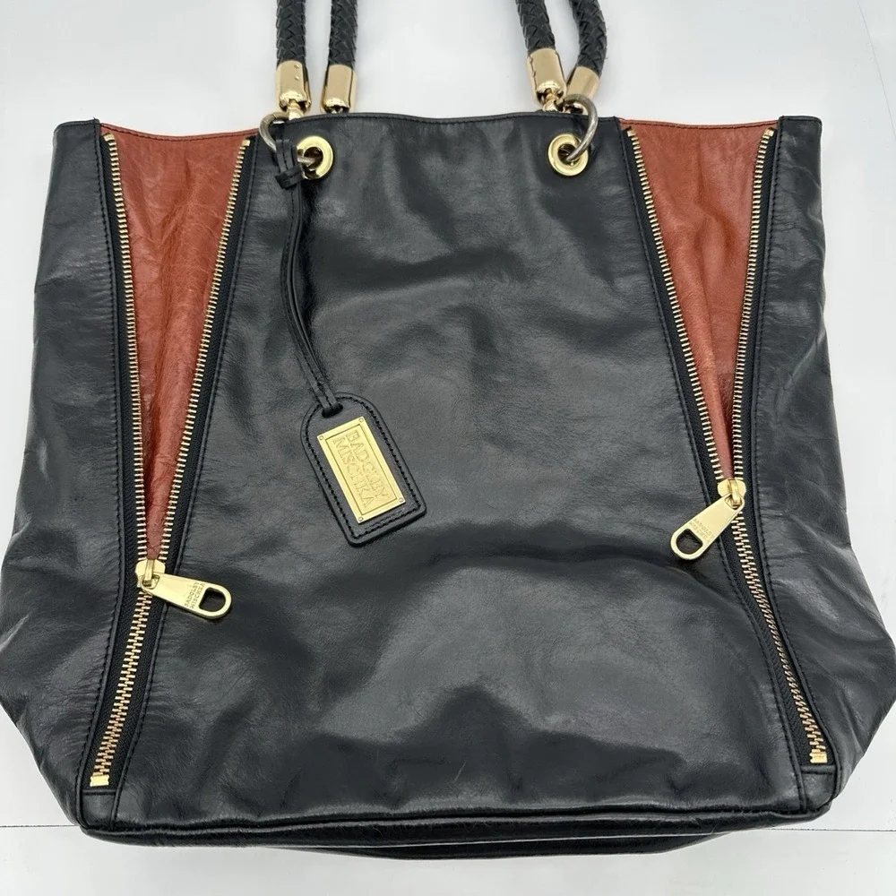 BADGLEY MISCHKA BLACK/COGNAC EXPANDABLE ZIPPER HANDBAG TOTE 16x14